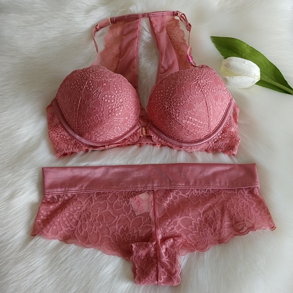 PINK Victoria's Secret Other - Size 34C🌺PINK VS DATE PUSH-UP BRA+ PANTY S.nwt